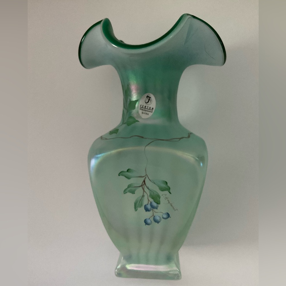 Fenton New Century Vintage Green Opalescent Ruffled Top Vase